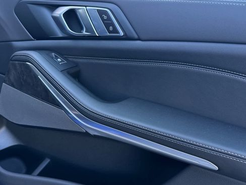 New 2026 BMW X5 M60i image 19