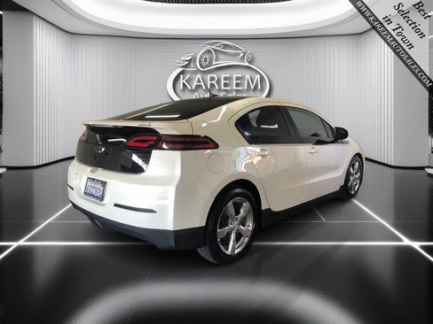 Used 2011 Chevrolet Volt Premium w/ Premium Trim Package image 5