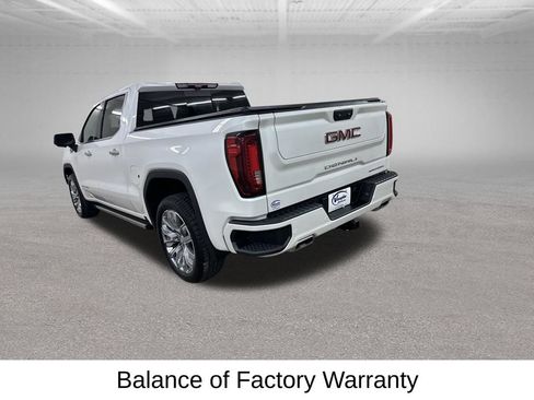 Used 2022 GMC Sierra 1500 Denali w/ Denali Reserve Package AWD/4WD image 10