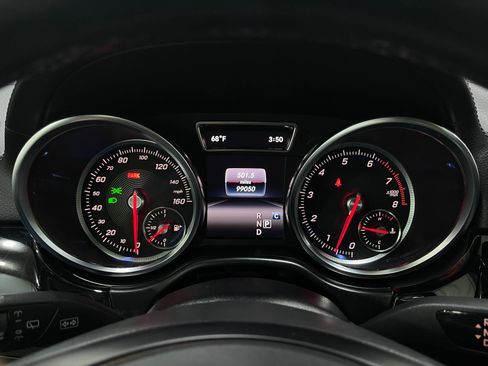 Used 2018 Mercedes-Benz GLS 450 4MATIC image 23