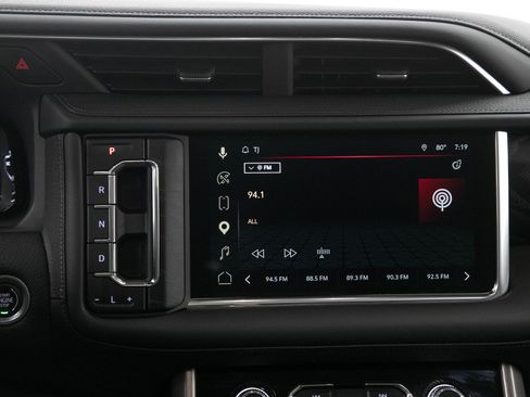 Used 2024 GMC Yukon Denali w/ Denali Reserve Package AWD/4WD image 21