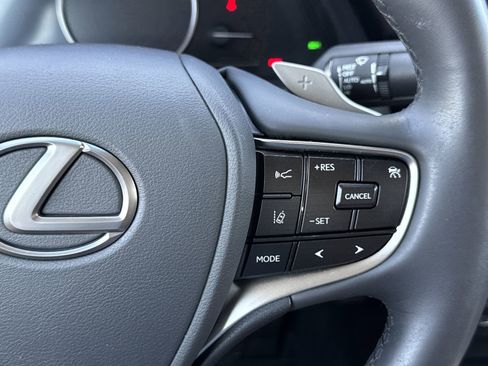 Used 2022 Lexus ES 350 w/ Premium Package FWD image 23