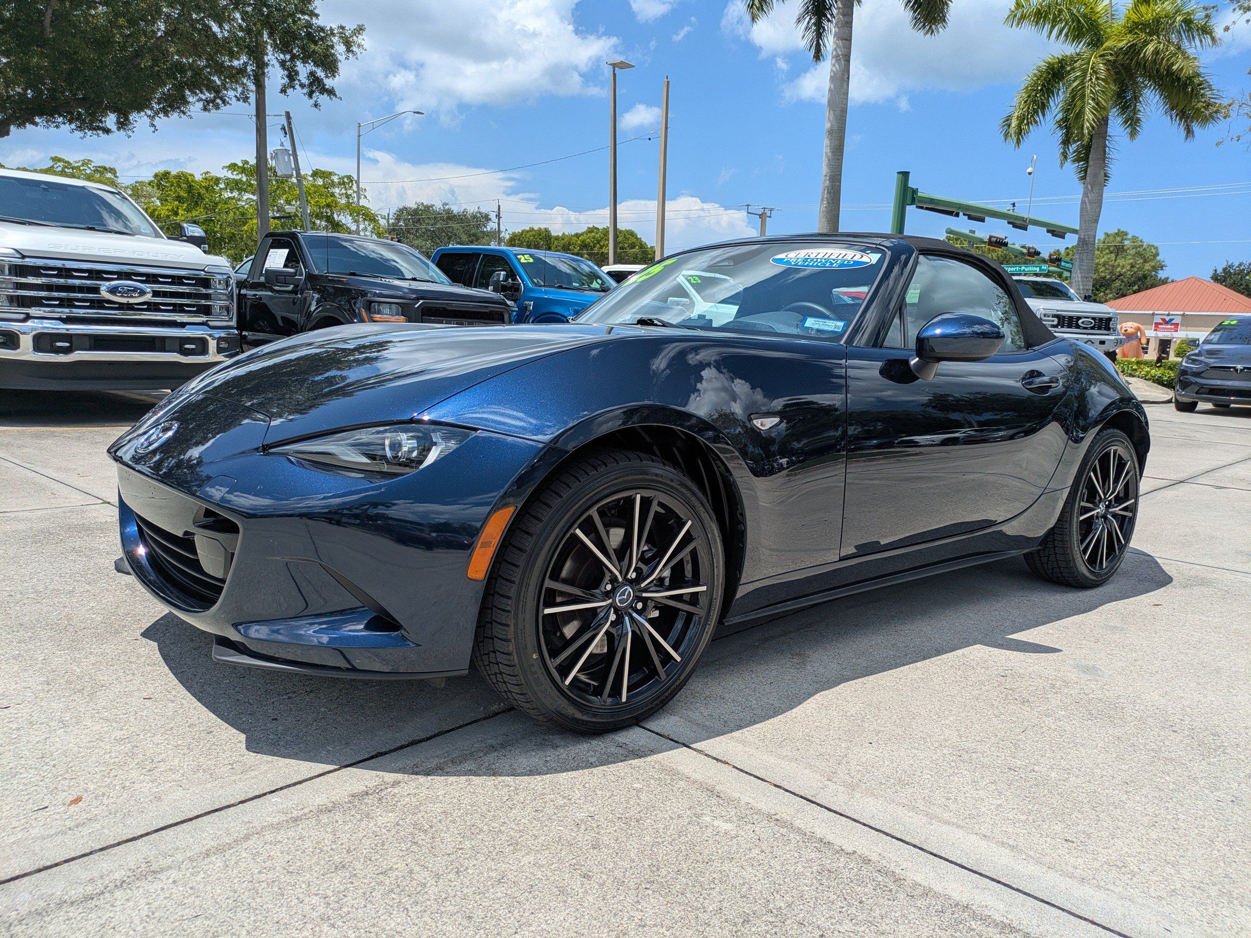 Used 2025 MAZDA MX-5 Miata Grand Touring w/ Weather Package RWD image 7