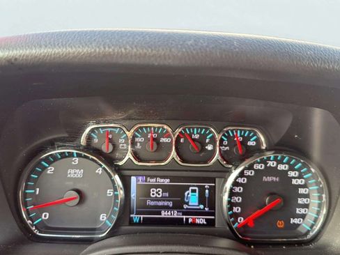 Used 2017 GMC Yukon SLE w/ SLE Value Package image 12