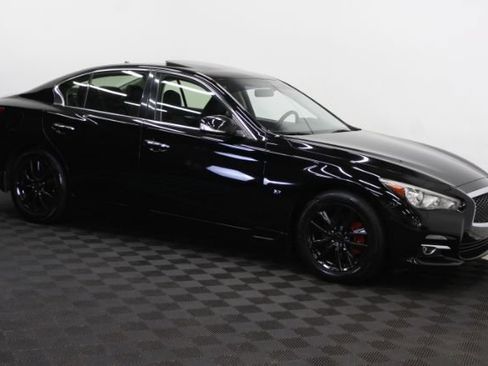 Used 2015 INFINITI Q50 w/ Moonroof Package RWD image 4