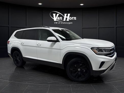 Used 2022 Volkswagen Atlas SE w/ Black Wheel Package image 37