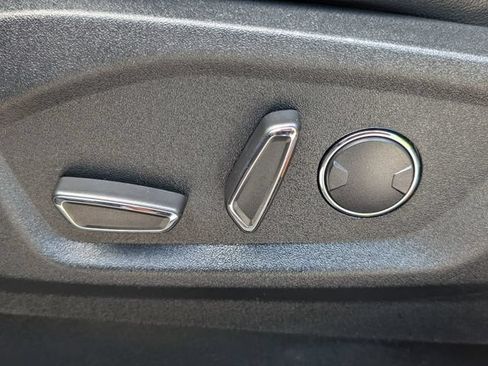Used 2018 Ford Edge SEL w/ Equipment Group 201A FWD image 14