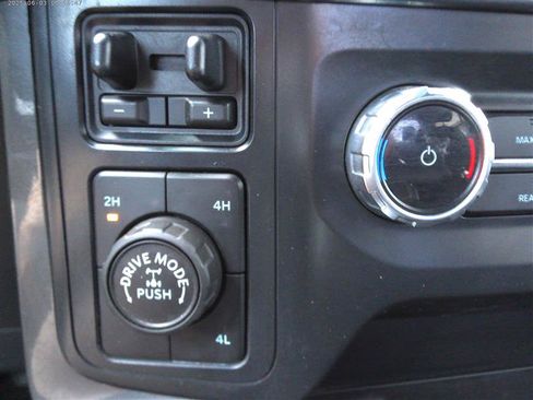 Used 2022 Ford F150 XLT w/ Equipment Group 301A Mid AWD/4WD image 16