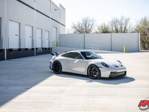 Used 2022 Porsche 911 GT3 image 57