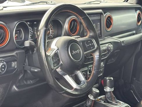 Used 2023 Jeep Gladiator Mojave w/ Cold Weather Group AWD/4WD image 11