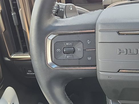 Used 2024 GMC Hummer EV 3X w/ Omega Edition AWD/4WD image 18