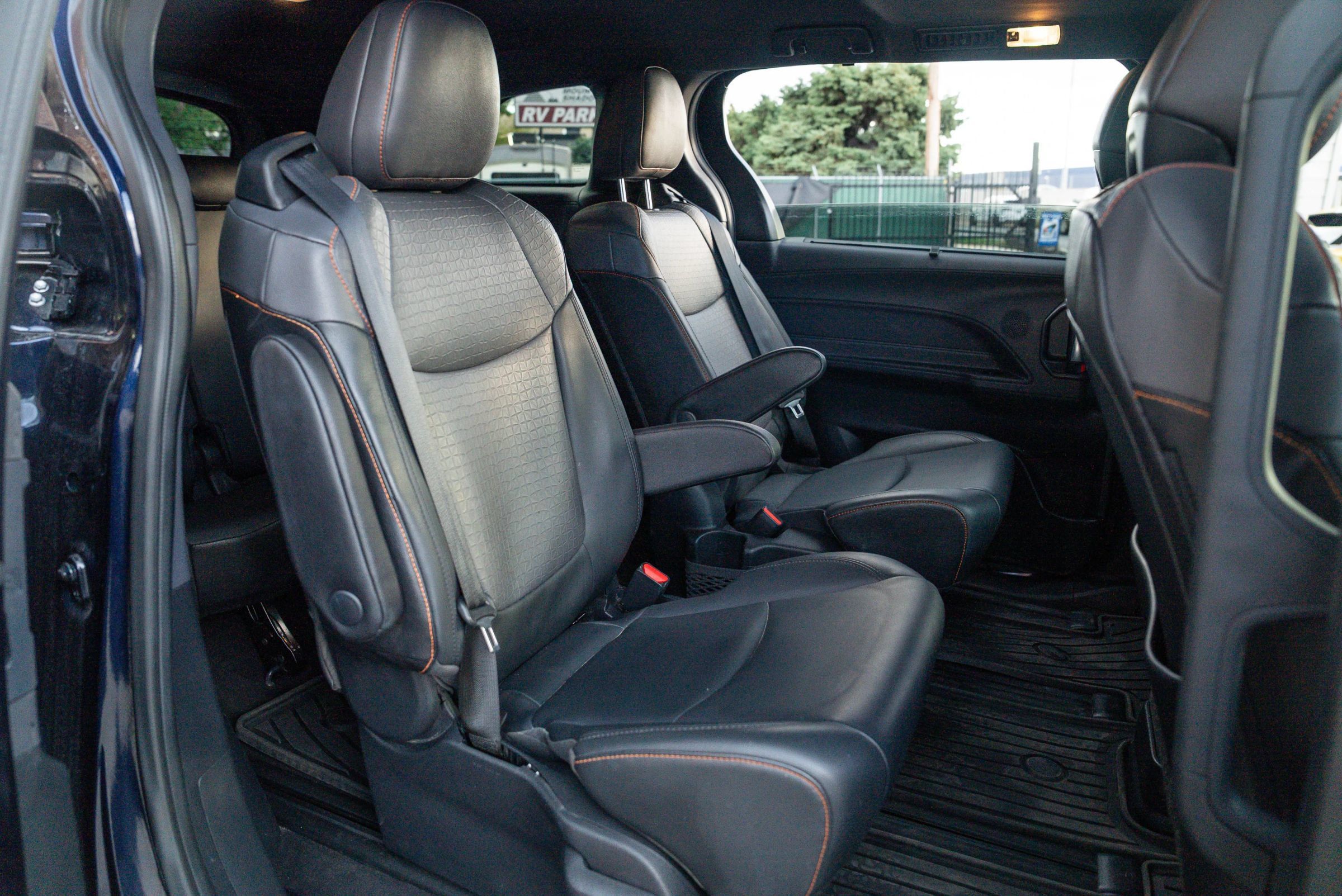 Used 2021 Toyota Sienna XSE AWD/4WD image 22