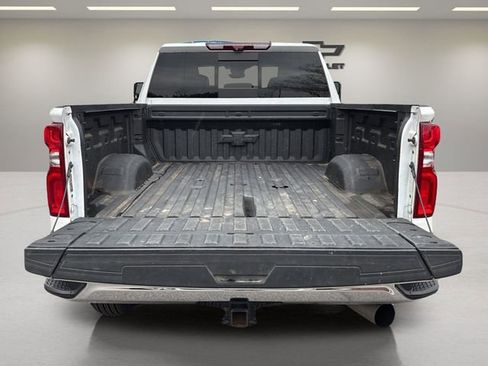 Used 2024 Chevrolet Silverado 2500 LTZ w/ LTZ Premium Package image 32