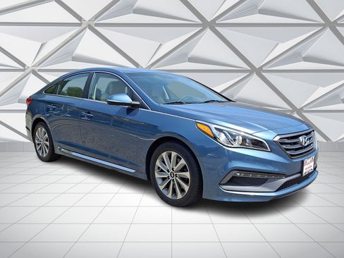 Used 2017 Hyundai Sonata Sport w/ Cargo Package FWD image 3