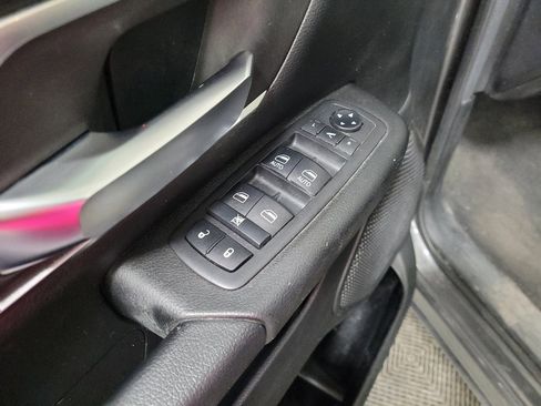 Used 2019 RAM 1500 Big Horn image 27