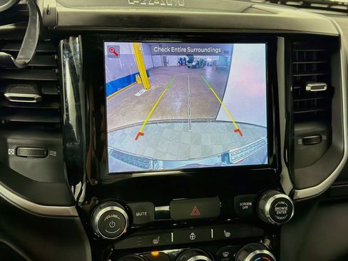 Used 2022 RAM 1500 Big Horn AWD/4WD image 14