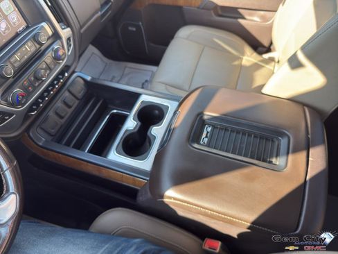 Used 2018 GMC Sierra 1500 SLT image 21