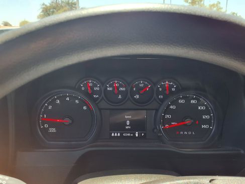 Used 2024 GMC Sierra 2500 Pro w/ Convenience Package AWD/4WD image 26