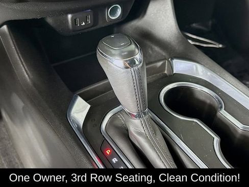 Used 2019 Chevrolet Traverse LT image 16