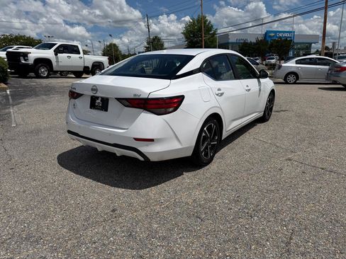 Used 2024 Nissan Sentra SV FWD image 21