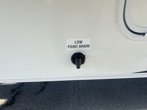 Used 2022 Ford E-450 and Econoline 450 Super Duty w/ Motorhome Prep Package image 24