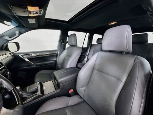 Used 2023 Lexus GX 460 Premium AWD/4WD image 3