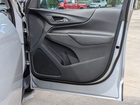 Used 2022 Chevrolet Equinox LT FWD image 20