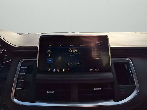 Used 2021 GMC Yukon SLT w/ SLT Premium Package image 38