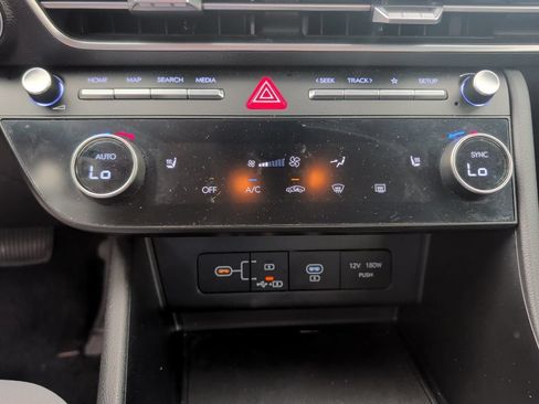 Used 2025 Hyundai Sonata SEL FWD image 15