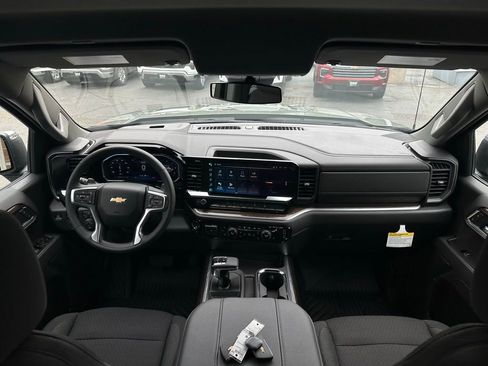 New 2026 Chevrolet Silverado 1500 LT w/ Z71 Off-Road Package image 19