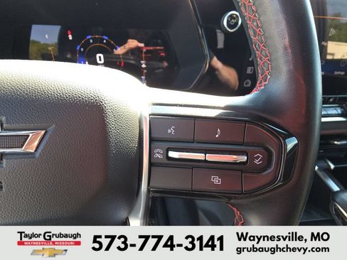 Used 2023 Chevrolet Colorado Z71 w/ Z71 Convenience Package 2 AWD/4WD image 20