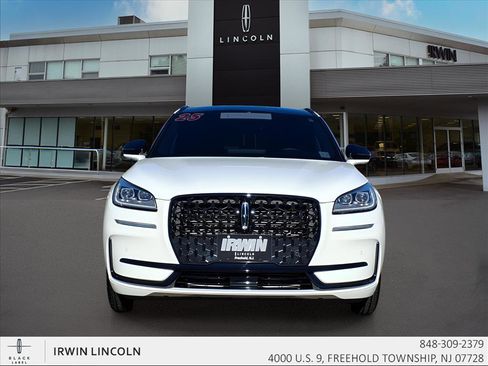 Certified 2025 Lincoln Corsair Reserve w/ Jet Appearance Package image 3