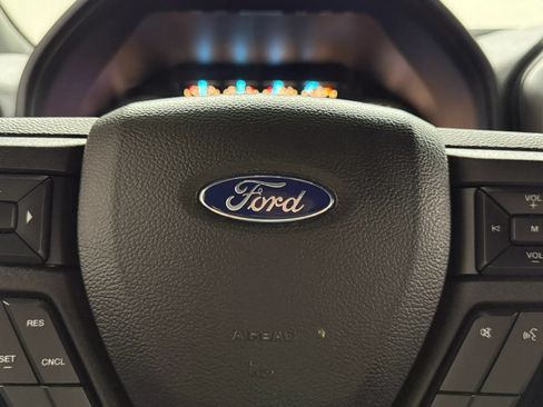 Used 2018 Ford F150 XLT w/ Equipment Group 302A Luxury AWD/4WD image 29