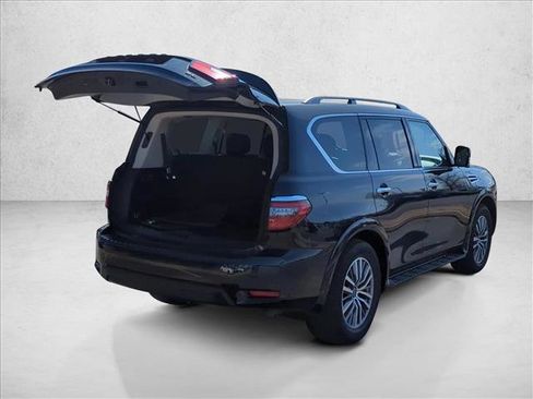 Used 2023 Nissan Armada SL image 5