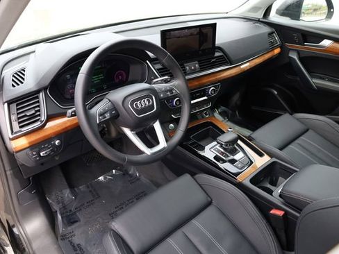 Used 2022 Audi Q5 2.0T Prestige w/ Prestige Package AWD/4WD image 12