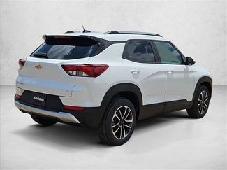 New 2026 Chevrolet TrailBlazer LT w/ Convenience Package FWD video 2