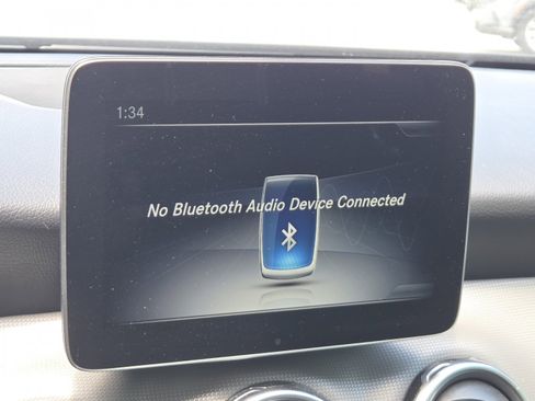 Used 2020 Mercedes-Benz GLA 250 4MATIC image 4