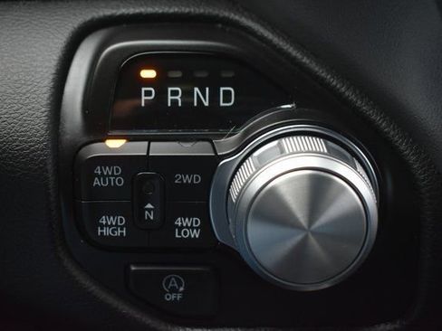 Used 2024 RAM 1500 Laramie image 24