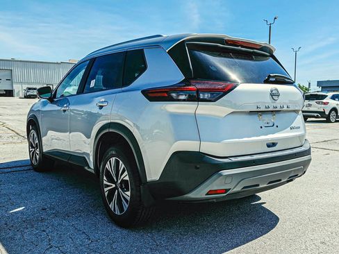 Used 2023 Nissan Rogue SV w/ SV Premium Package AWD/4WD image 4