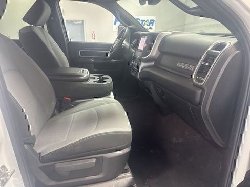 Used 2024 RAM 2500 Big Horn AWD/4WD image 21