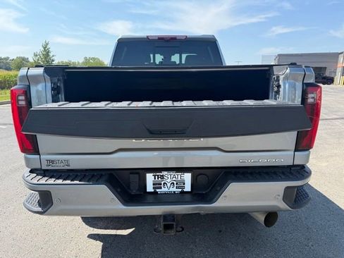 Used 2024 GMC Sierra 2500 Denali Ultimate image 6