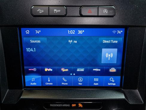 Used 2019 Ford F150 Lariat image 22