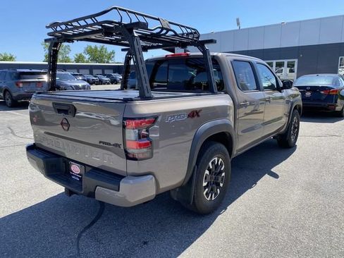 Used 2024 Nissan Frontier PRO-4X w/ Technology Package AWD/4WD image 8