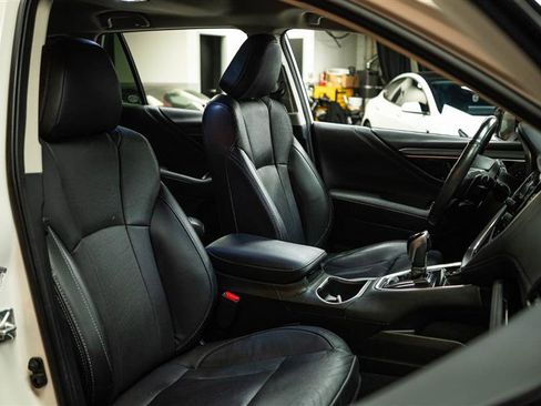 Used 2023 Subaru Outback Limited image 15