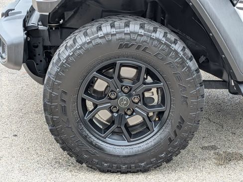 Used 2024 Jeep Wrangler Unlimited Sport AWD/4WD image 14