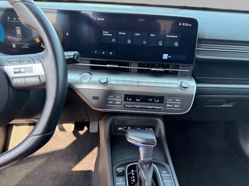 Used 2025 Hyundai Kona SEL AWD/4WD image 16