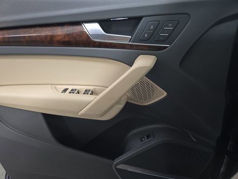 Used 2018 Audi Q5 2.0T Premium Plus w/ Premium Plus Package image 27