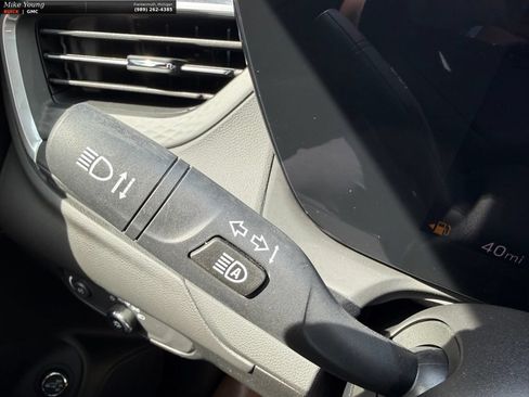 Used 2024 Buick Encore GX Preferred AWD/4WD image 20
