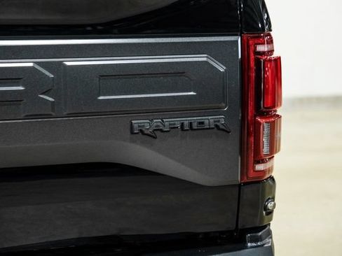 Used 2018 Ford F150 Raptor w/ Equipment Group 802A Luxury AWD/4WD image 35