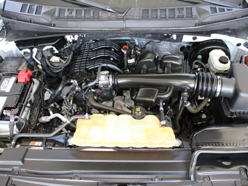 Used 2018 Ford F150 XLT image 28